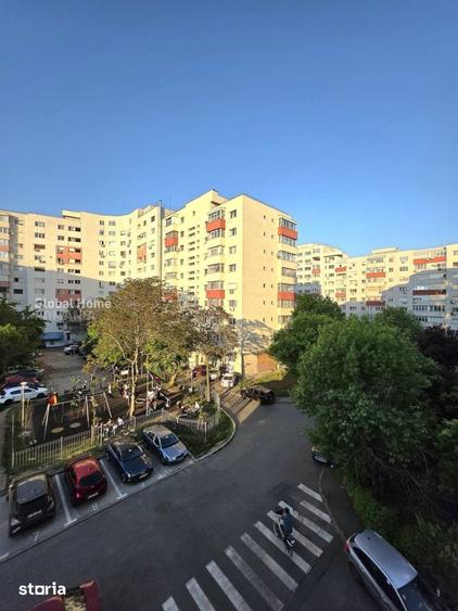 Apartament cu 2 camere semidecomandat, mobilat în Grivița