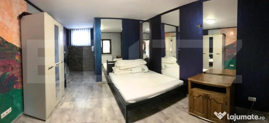 Casă cu 7 camere cu Teren 400 Mp în Central