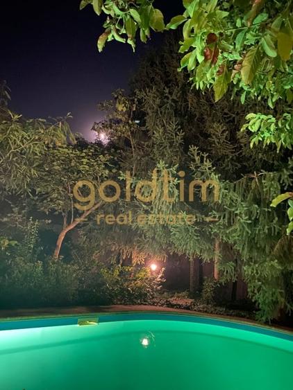 Casă individuală cu 4 camere cu Piscina în Ciofliceni