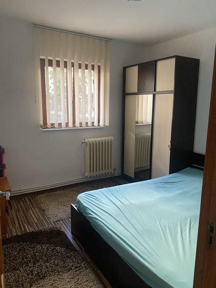 Apartament cu 2 camere semidecomandat în Dacia