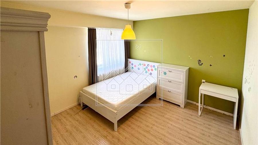 Apartament cu 2 camere decomandat în Turnișor