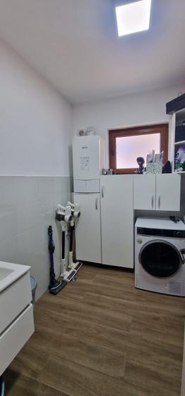 Casă individuală cu 4 camere cu Canalizare în Tineretului