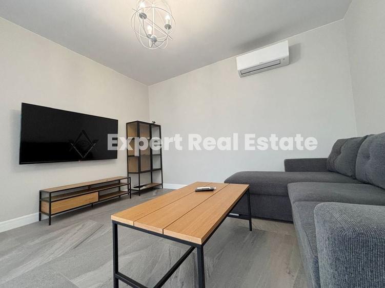 Casă cu 4 camere cu Teren 500 Mp în Tunari