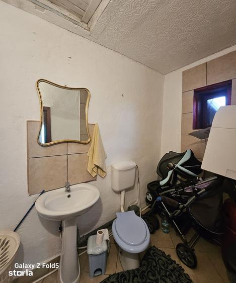 Casă cu 4 camere decomandat cu Teren 500 Mp în Sânmartin