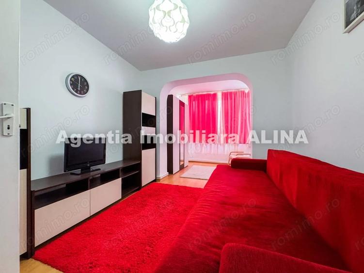 Apartament cu 3 camere decomandat în Dacia