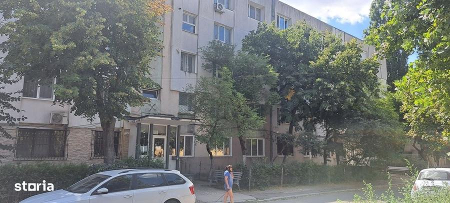 Apartament cu 2 camere semidecomandat în Țiglina 1