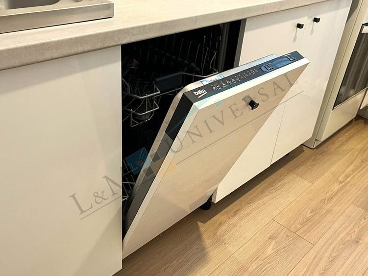 Apartament cu 2 camere decomandat în Titan