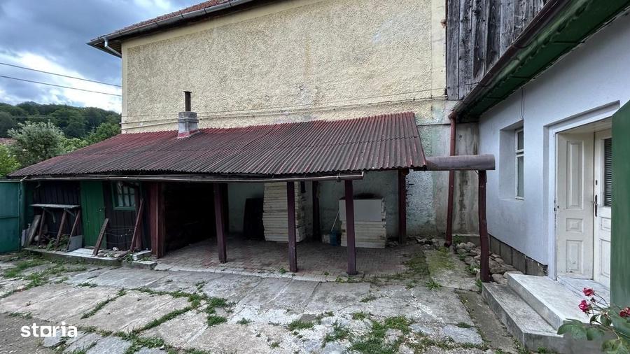 Casă în Dârste
