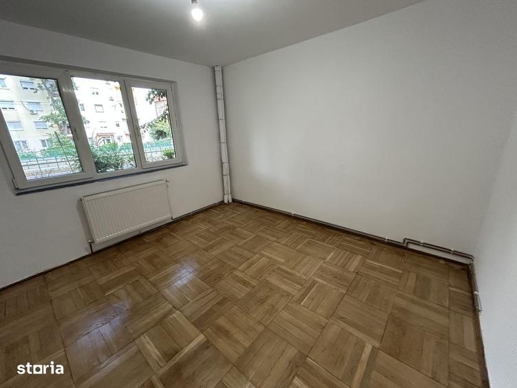 Apartament cu 3 camere în Romanilor