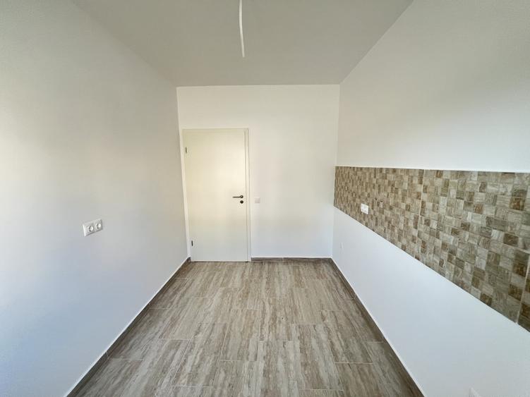 Apartament cu 2 camere decomandat în Sânpetru