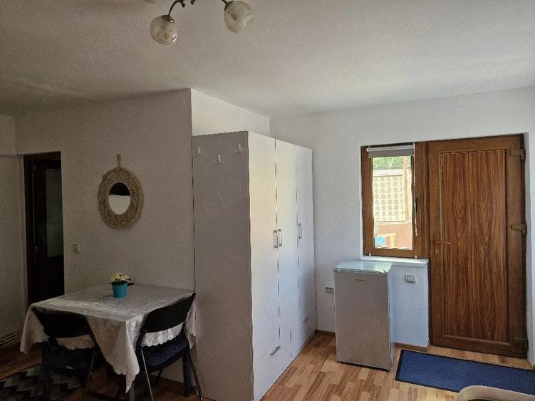 Apartament cu 2 camere decomandat în Gară