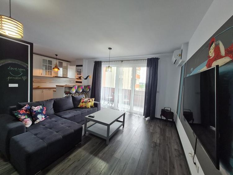 Apartament cu 2 camere decomandat, mobilat în Aradului