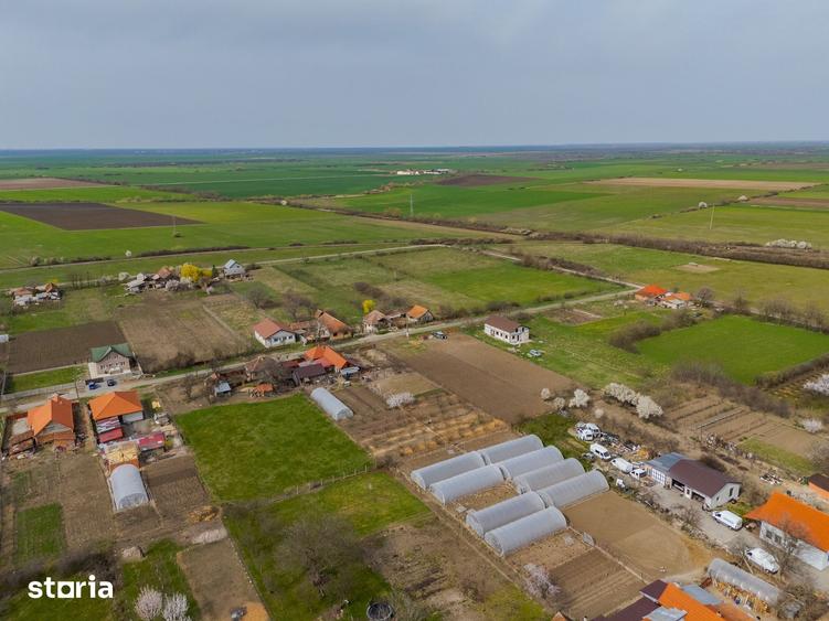 Teren de 2880 mp, în Central