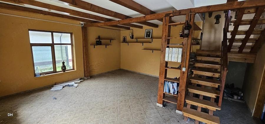 Casă cu Teren 804 Mp în Vârteșcoiu
