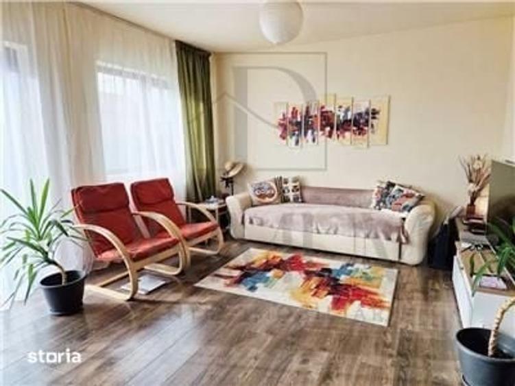 Casă cu 5 camere cu Teren 605 Mp în Central