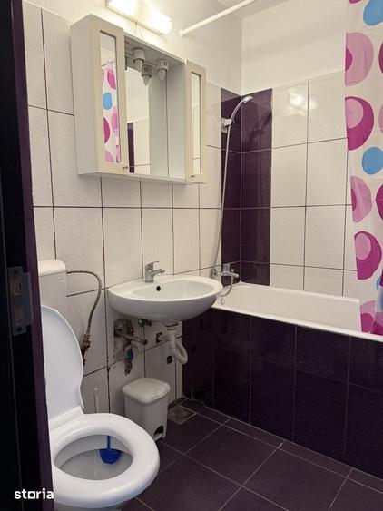 Apartament cu 2 camere în Podu Roș