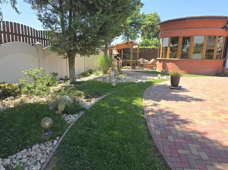 Vila eleganta S+P+1+M - Pipera   Drumul negru   1170mp teren - 4