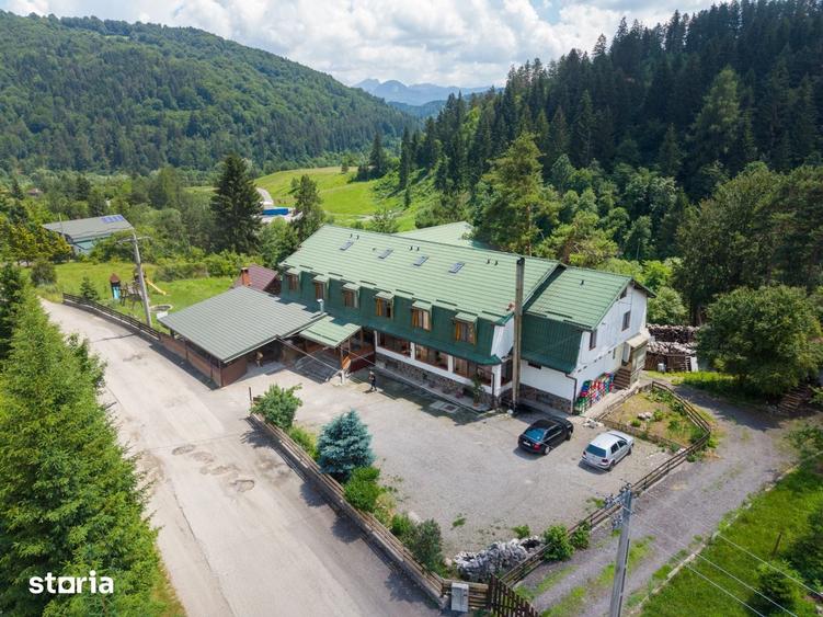 Spațiu comercial, de 443 mp, în Brădet