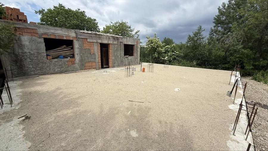 Casă cu 4 camere în Gorgota