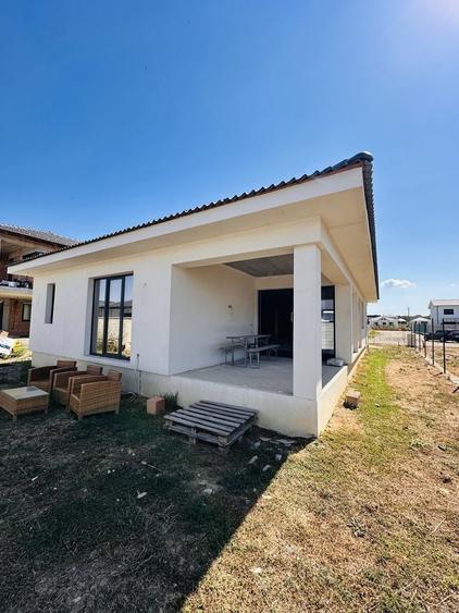 Casă cu 4 camere în Central