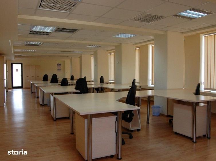 Spațiu comercial, de 200 mp, în Faleză