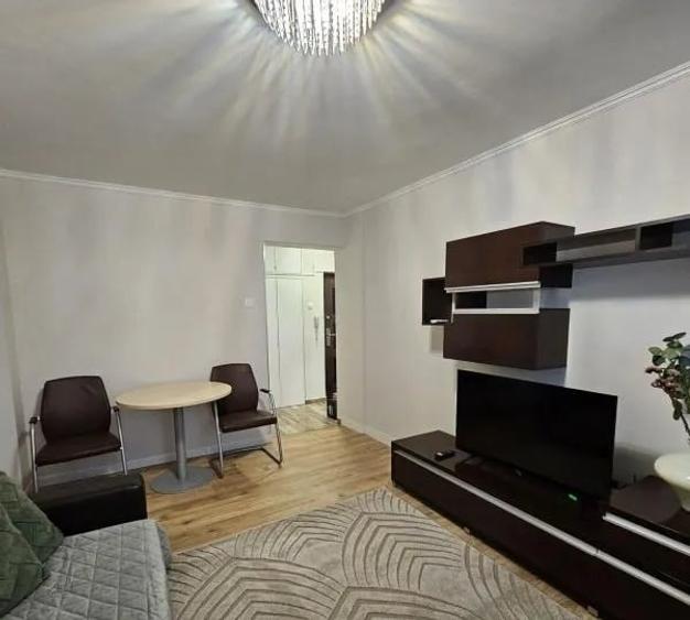 Apartament cu 2 camere semidecomandat, mobilat în Gara de Nord