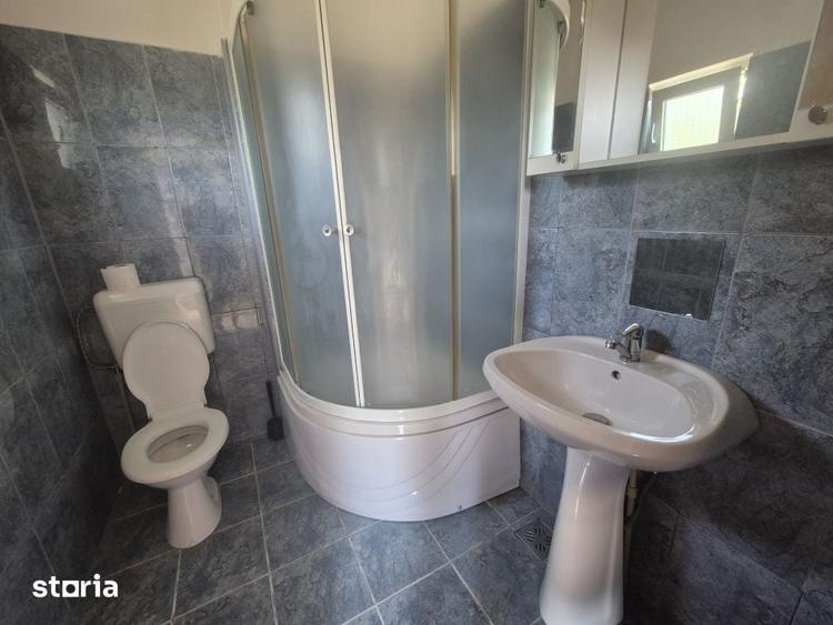 Casă cu 4 camere cu Teren 400 Mp în Craiovei