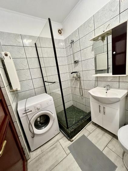 Apartament cu 2 camere semidecomandat, mobilat în Matei Voievod