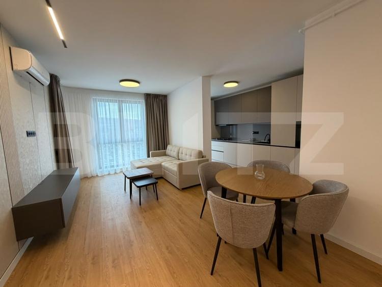 Apartament cu 2 camere semidecomandat, mobilat în Florești