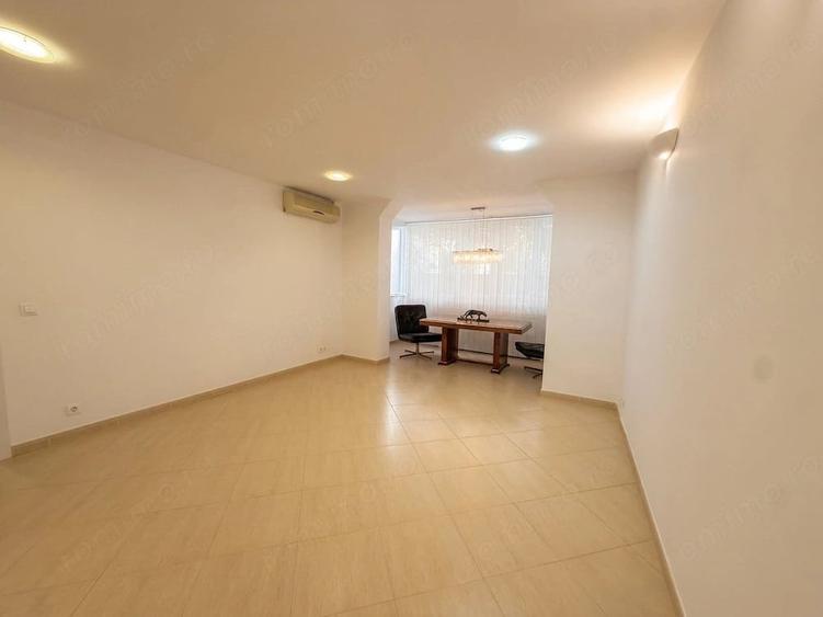 Apartament cu 3 camere decomandat în Eminescu