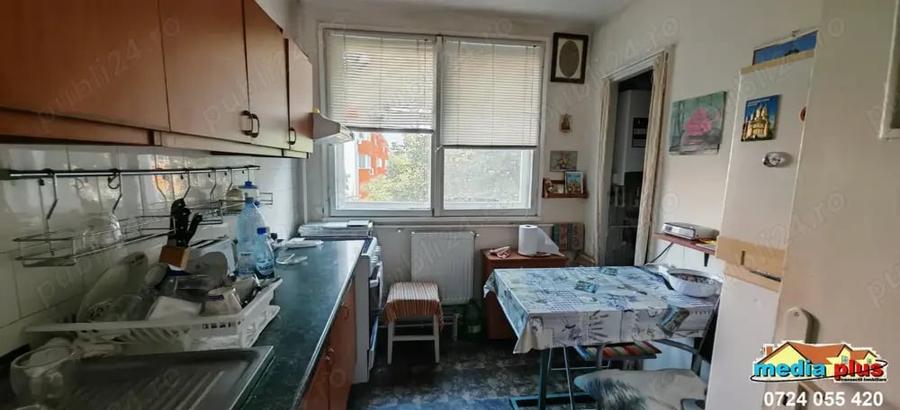 Apartament cu 4 camere semidecomandat în Mazepa 1