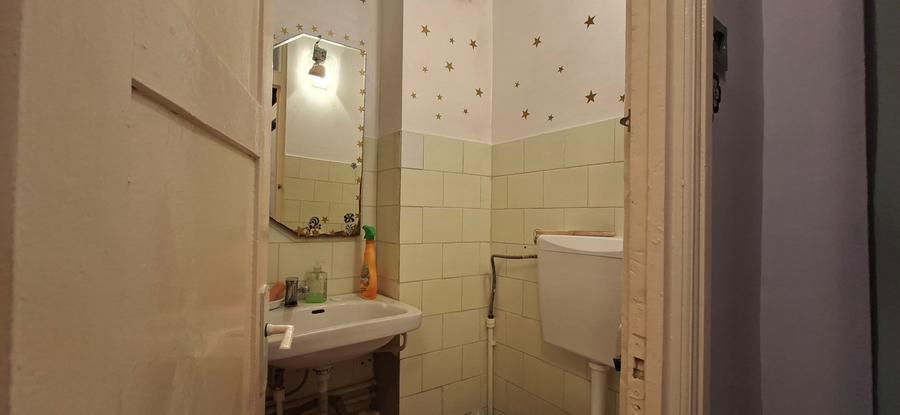 Apartament cu 3 camere decomandat în