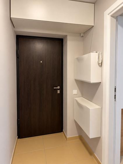 Apartament cu 2 camere semidecomandat în Gorjului