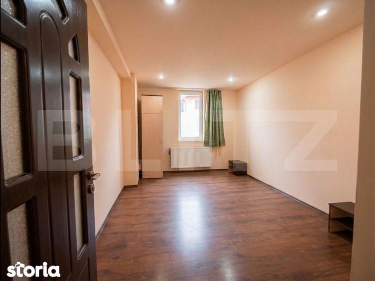 Apartament cu 3 camere decomandat în Dâmbul Rotund