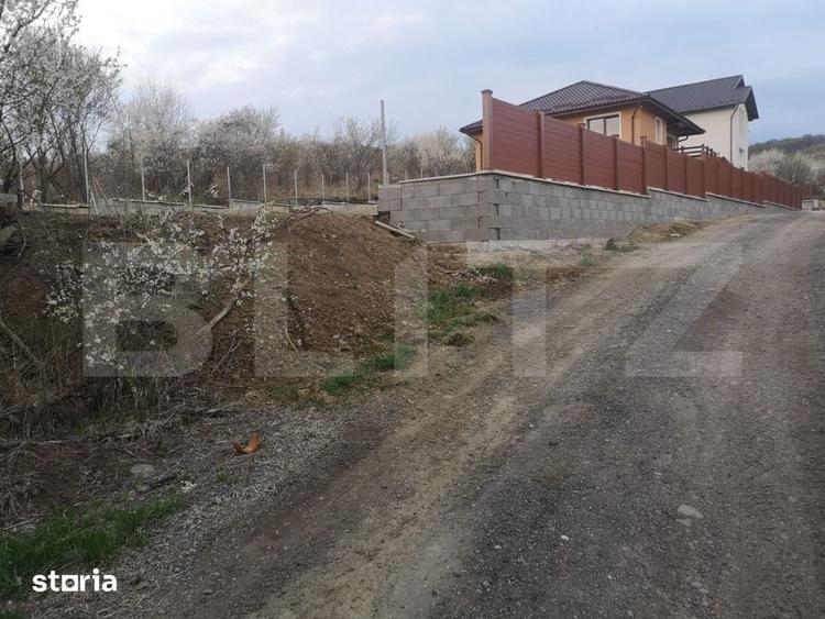 Teren de 1000 mp, în Central