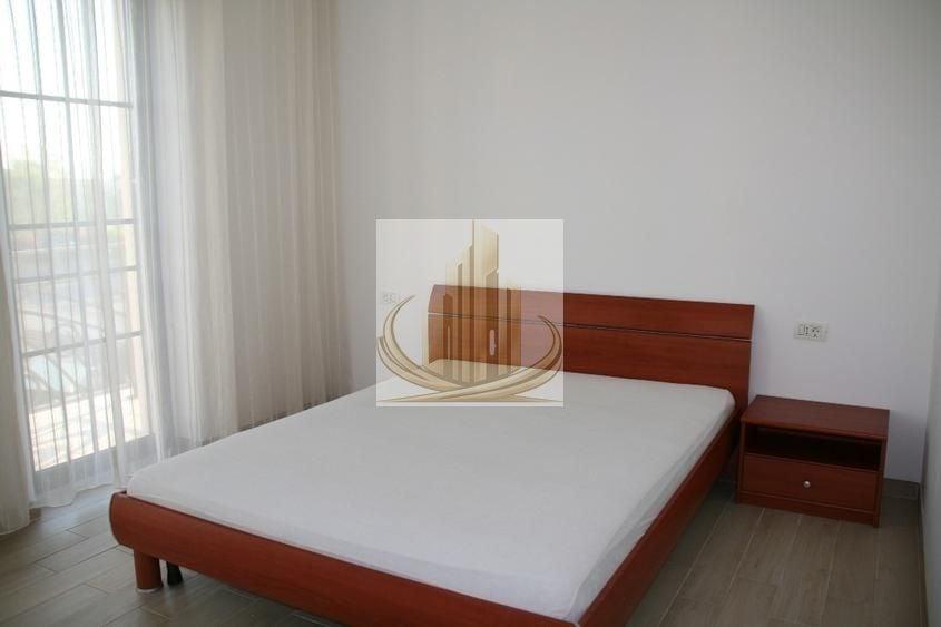 Apartament cu 2 camere decomandat, mobilat în Dumbrăvița