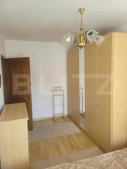 Apartament cu 4 camere decomandat, mobilat în Gojdu