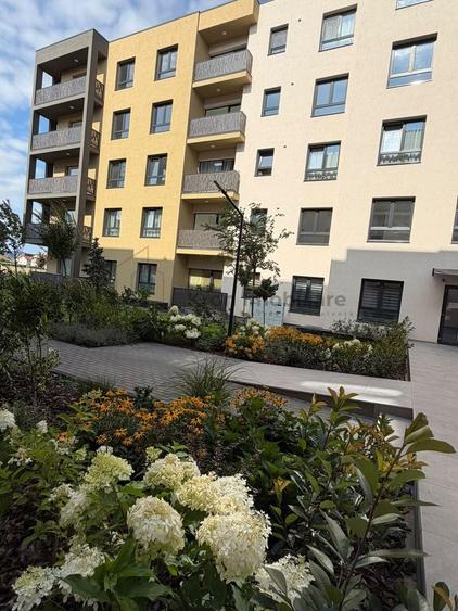 Apartament cu 2 camere decomandat, mobilat în Tractorul