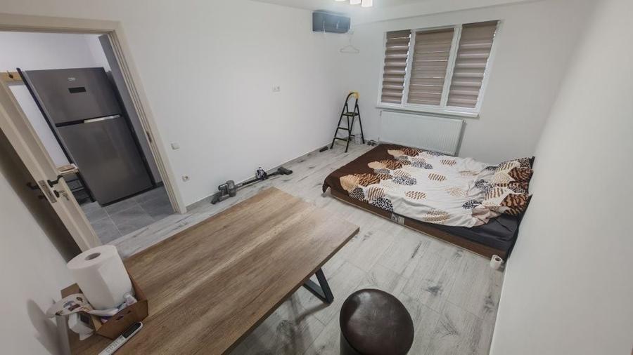 Apartament cu 2 camere decomandat în Viziru 1