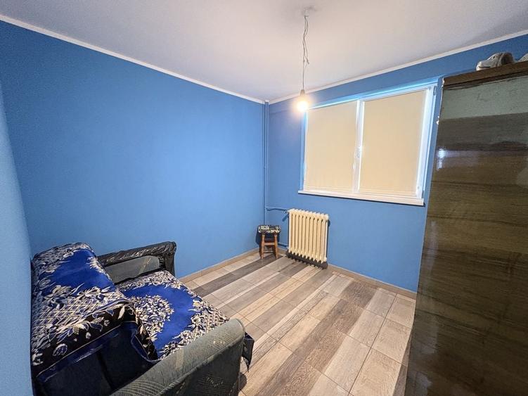 Apartament cu 2 camere decomandat în Berceni