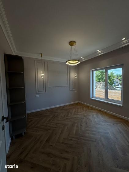 Casă cu 4 camere cu Teren 350 Mp în Miroslava
