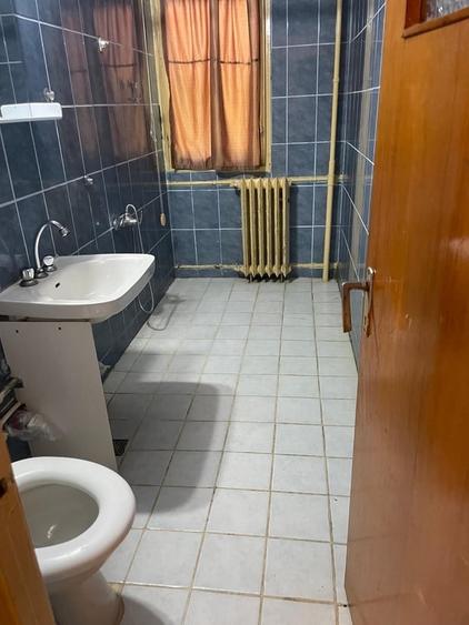 Garsonieră decomandată în Rahova