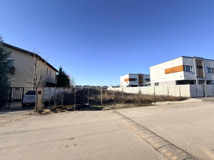 Teren Construcții intravilan de 850 mp, în Nord-Vest