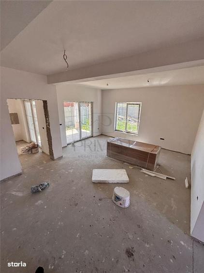 Duplex Despartit Prin Garaj, Mosnita Noua, Bucatarie Inchisa - 7