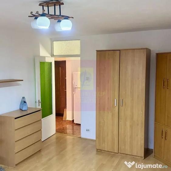 Garsonieră decomandată în Rahova