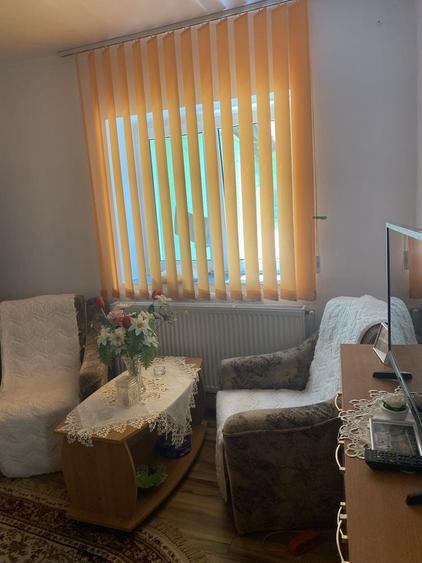 Casă cu 2 camere cu Teren 30 Mp în Sadu