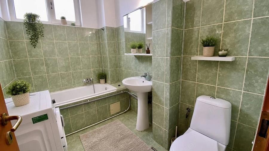 Apartament cu 2 camere semidecomandat în Teilor