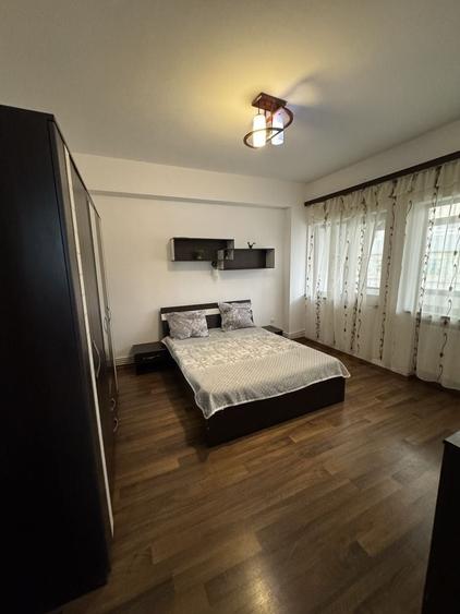 Apartament cu 3 camere decomandat în Năvodari Tabără