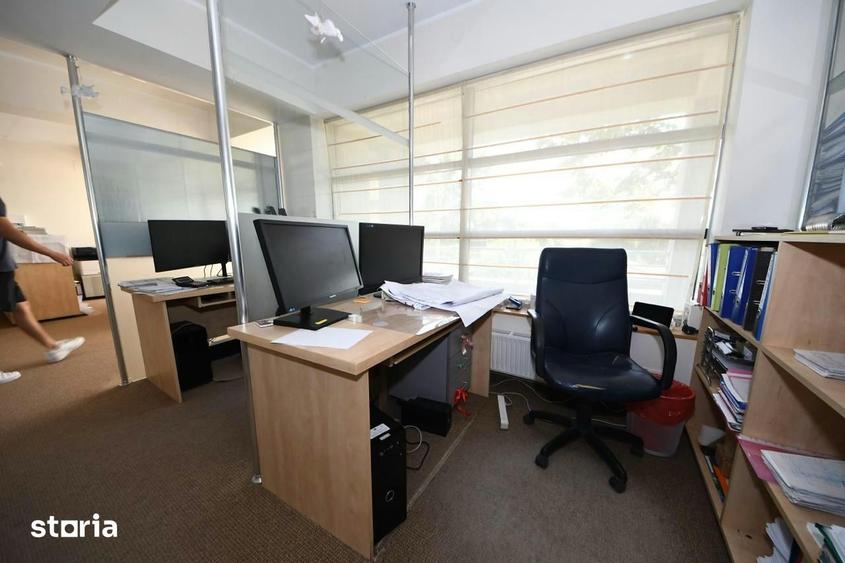 Spațiu comercial, de 480 mp, în Central