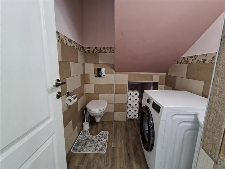 Duplex cu 4 camere cu Canalizare în Tișăuți